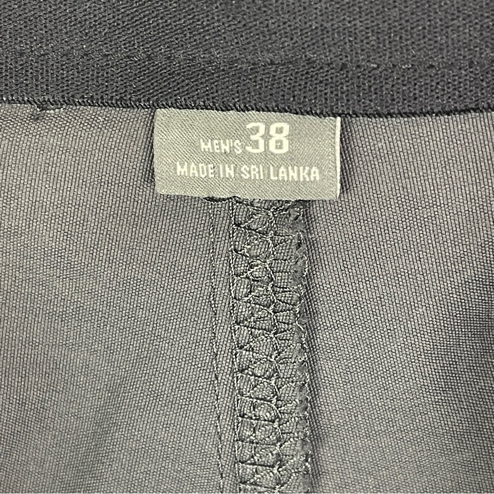 Eddie Bauer Shorts Men's 38 Nylon Grey Stretch Hiking Performance Zip Pockets - Picture 8 of 9